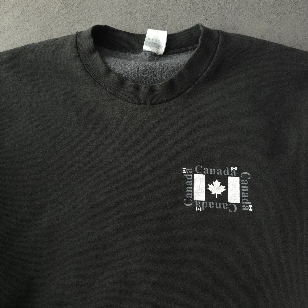 Vintage 90s Fruit of the Loom Black Sweatshirt XXL Canada Flag Heavyweight - Picture 3 of 11